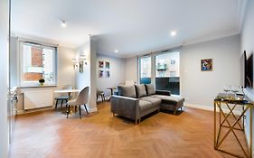 Stara Praga Superior Apartment By Bookinghost
